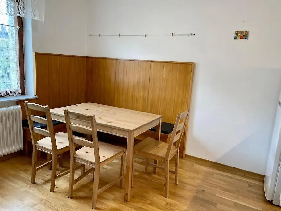 Spacious Apt In A Quiet Neighbourhood + Private Parking Ljubljana Slovenia